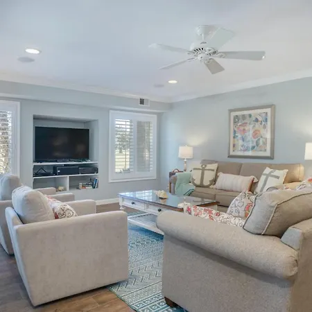 Private Deck, Chefs Kitchen, Golf Villa